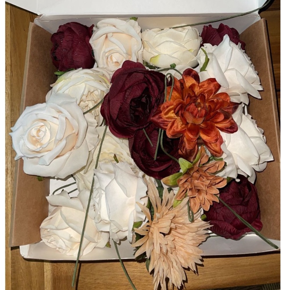 Fake floral bundle
